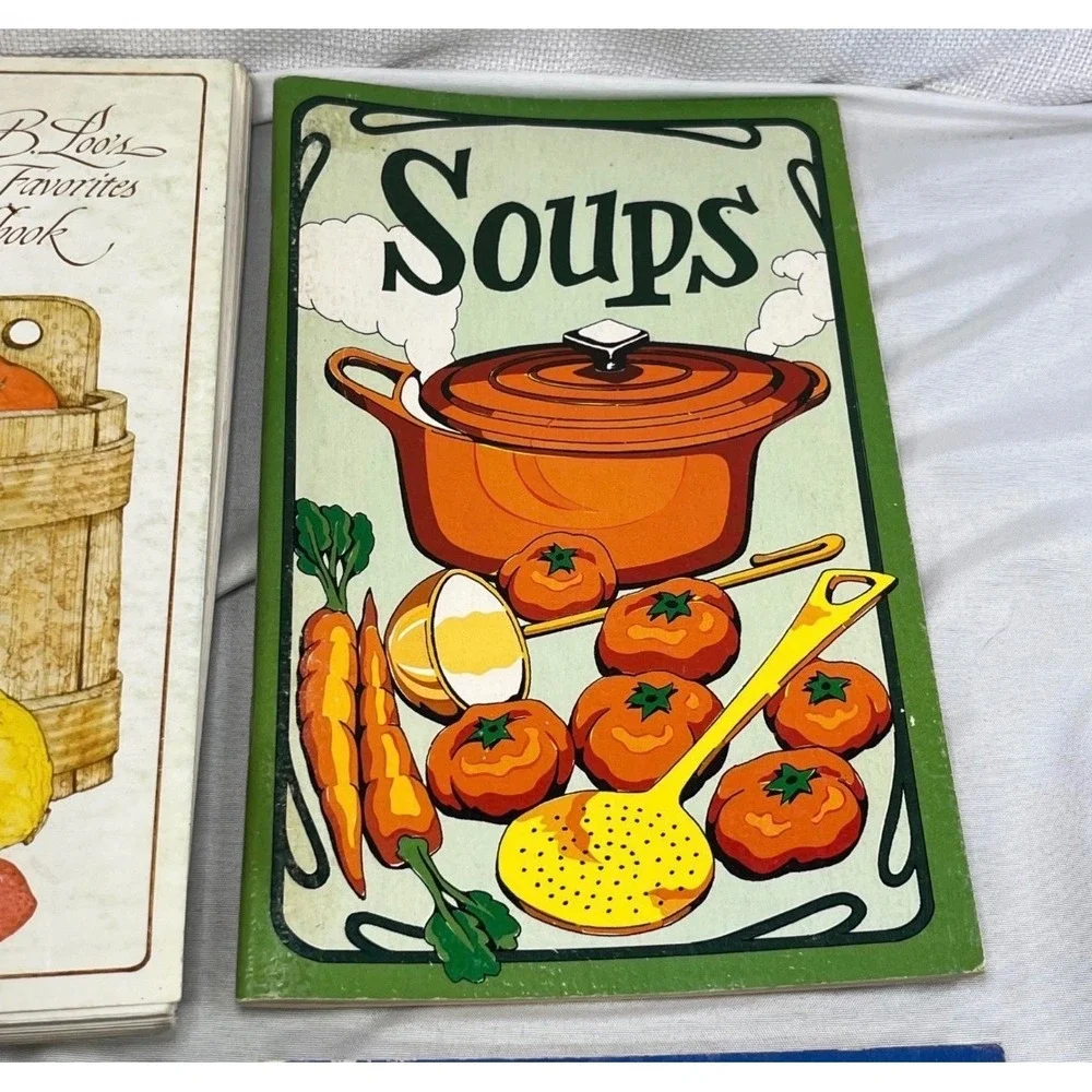 Vintage Cookbook Lot of 4 Miriam B Loo Colonial Cookbook Soups Country Cooking